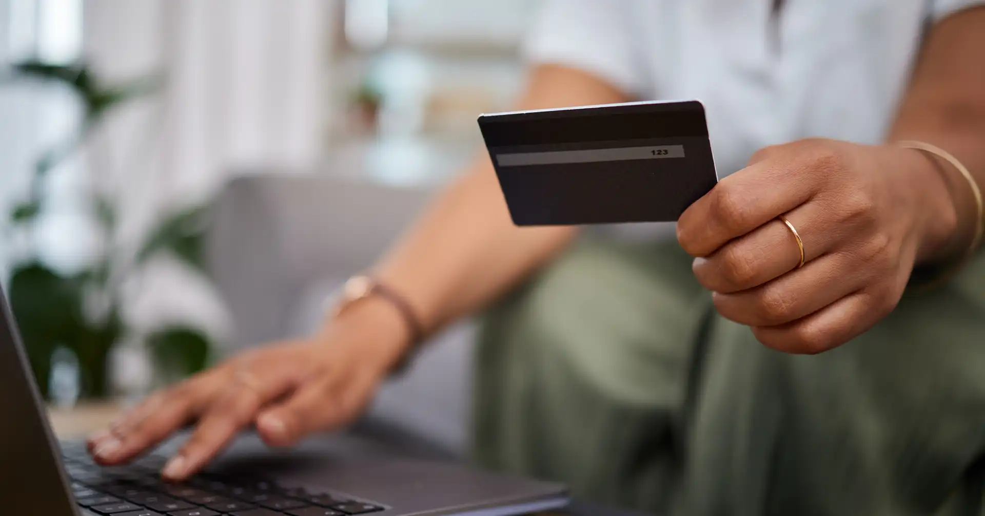 Kohls Credit Card Review for 2023: Pros and Cons